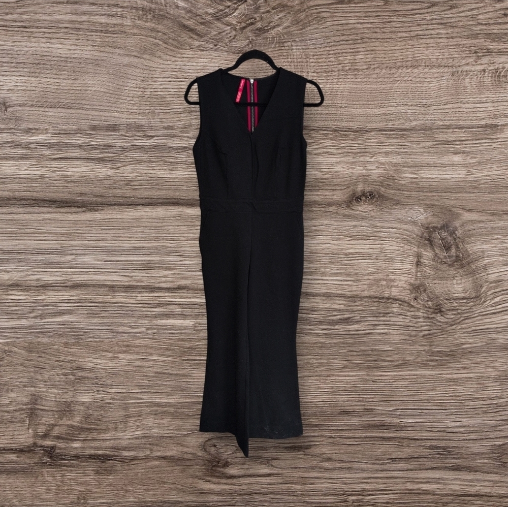 SPANX The Perfect Sleeveless Jumpsuit - Picture 6 of 8